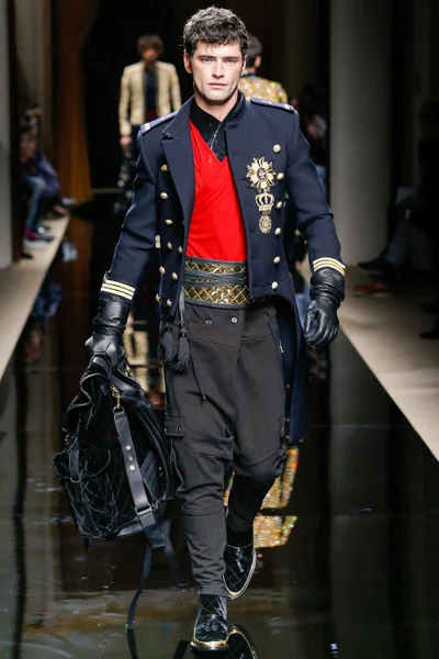 Look 2